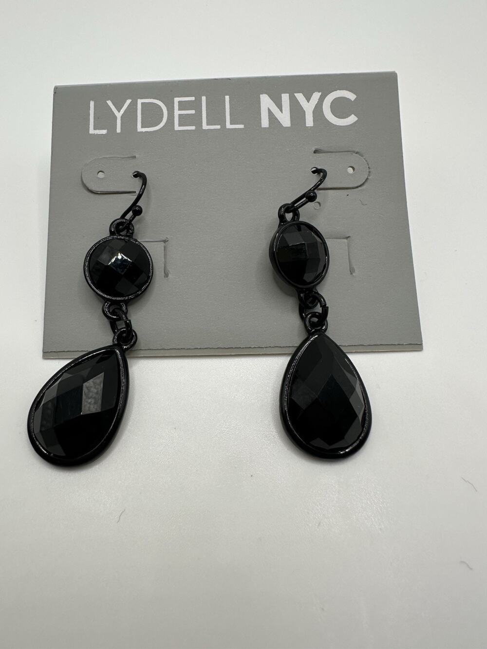 NWT LYDELL NYC Black Acrylic Gemstone Dangle Hook Earrings 2”L